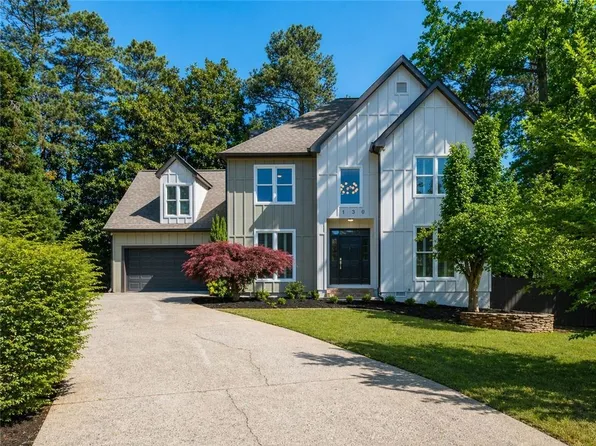 130 Trammell Ct, Alpharetta, GA 30009