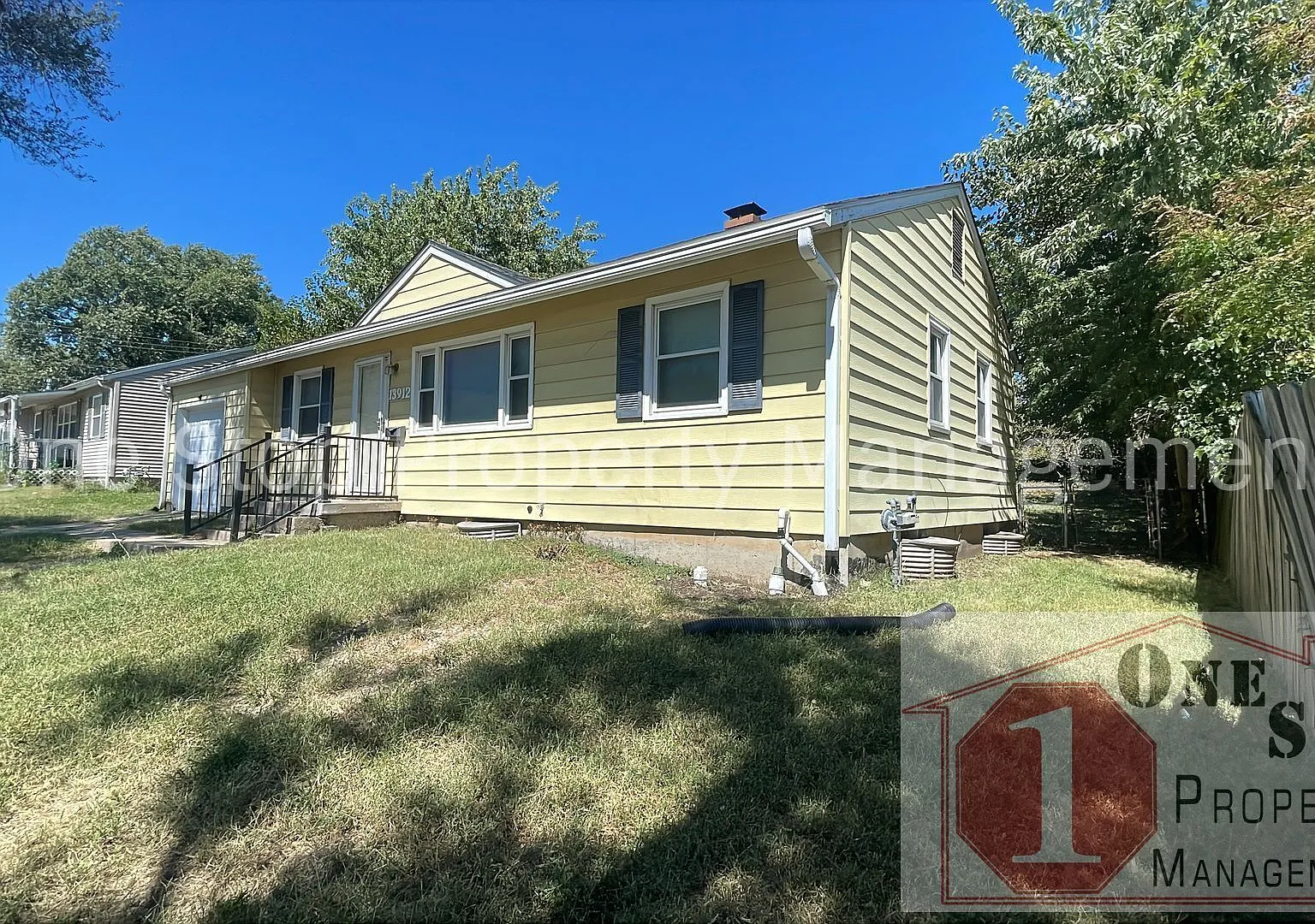 Charming 3-bedroom, 1-bathroom house located in Independence — Photo 2