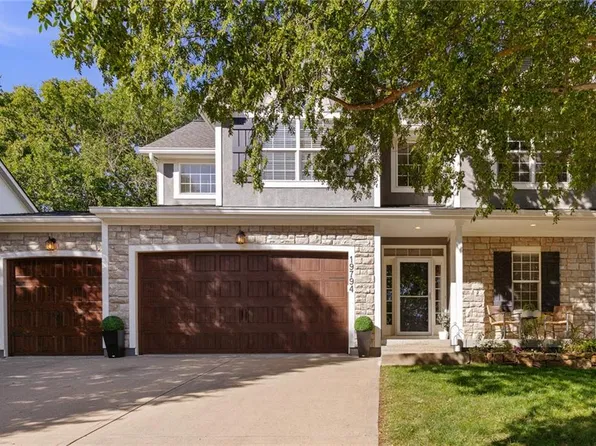 19794 W 107th St, Olathe, KS 66061