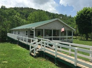 1909 Stringtown Rd, Spencer, WV 25276