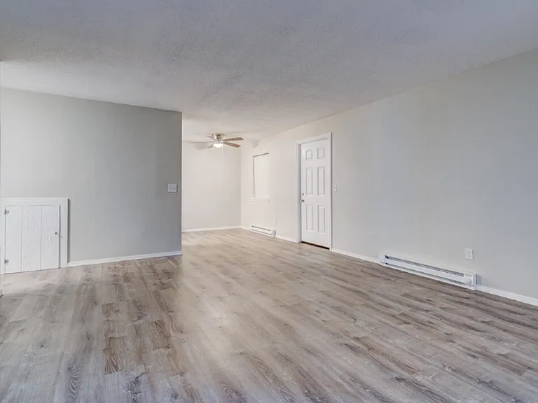 The Vue at Oak Creek — Photo 25