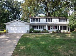 4600 Concord Dr, Fairview Park, OH