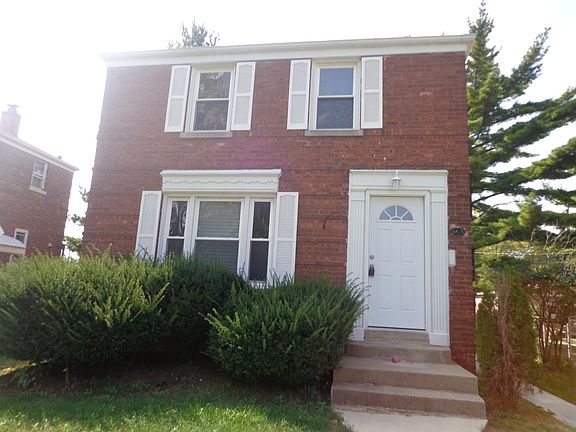 3rd image of 3416 S 56th Ct