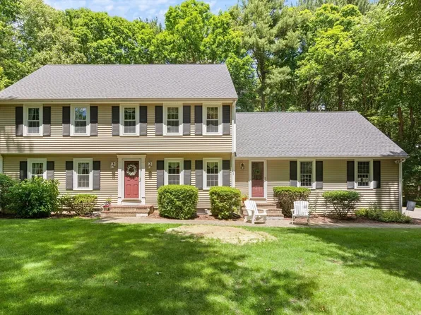 4 Quail Run Rd, Norfolk, MA 02056