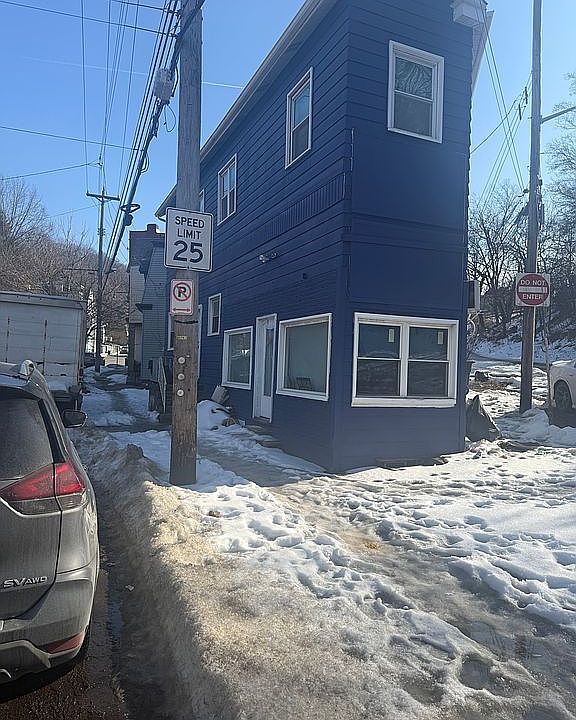 1st image of 3151 Brighton Rd