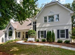 10615 Haynes Forest Dr, Alpharetta, GA 30022