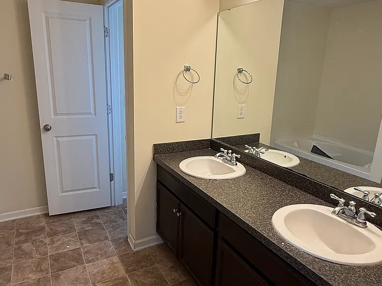 372 Eagle Feather Loop — Photo 5