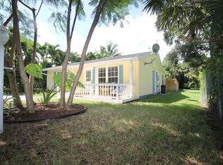 317 23rd Way S, West Palm Beach, FL 33406