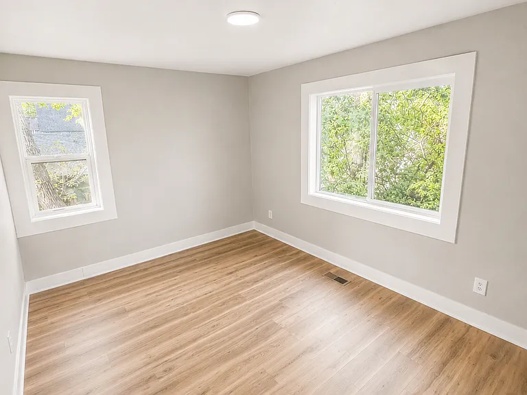 3138 W Colorado Ave — Photo 5