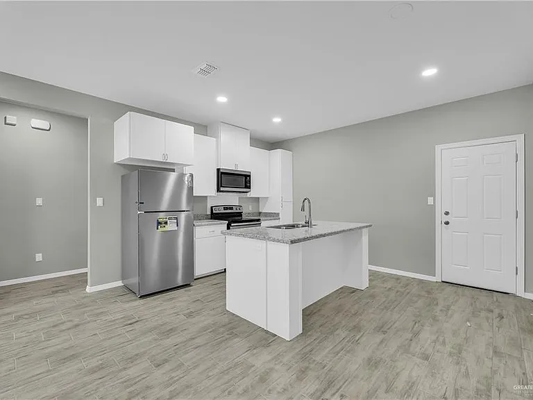 1500 W Heritage Dr #2 — Photo 11