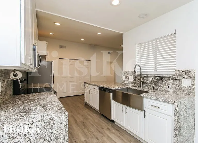 9321 E Dallas St — Photo 6