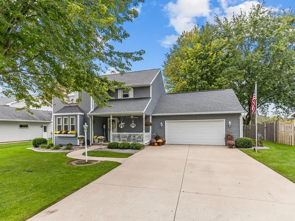 615 S Wild Rose Ln, Appleton, WI 54914