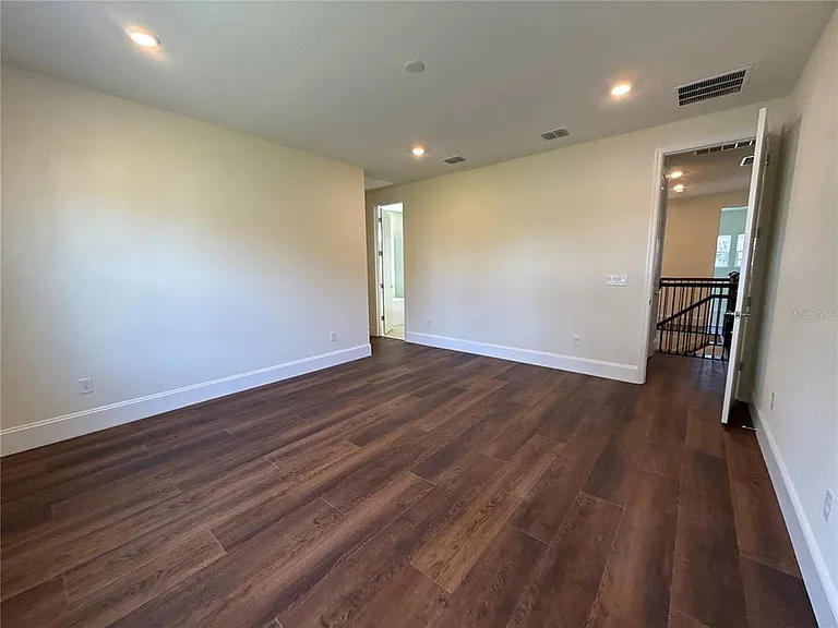 16645 Lone Oak Cir — Photo 21