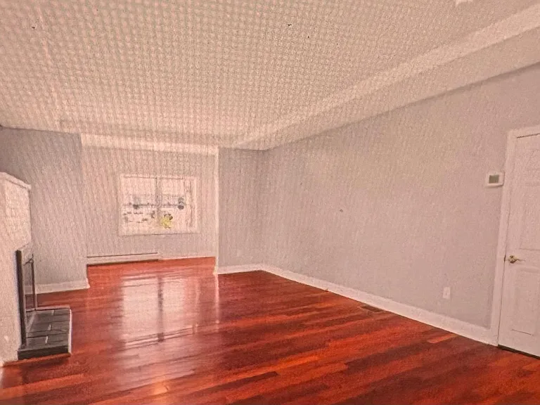 1300 Kings Hwy #1 — Photo 3