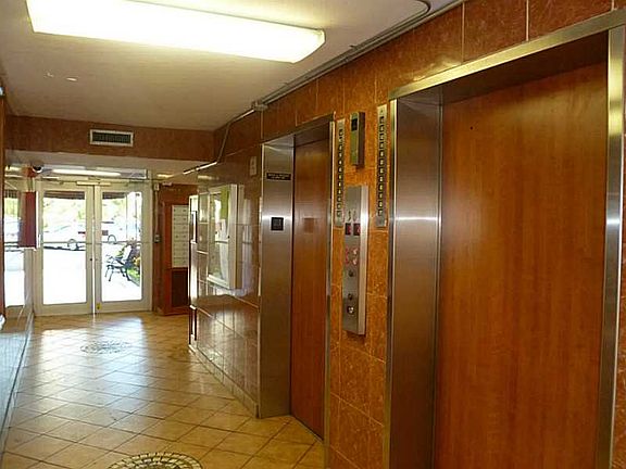 5th image of 1401 NE Miami Gardens Dr APT 394