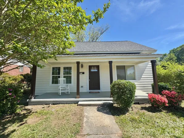 211 Cedar Dr NW, Concord, NC 28025