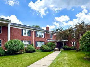 27654 E Echo Valley UNIT 132, Farmington Hills, MI 48334