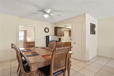 3 bed, 950 sqft, $1,450 — Photo 4
