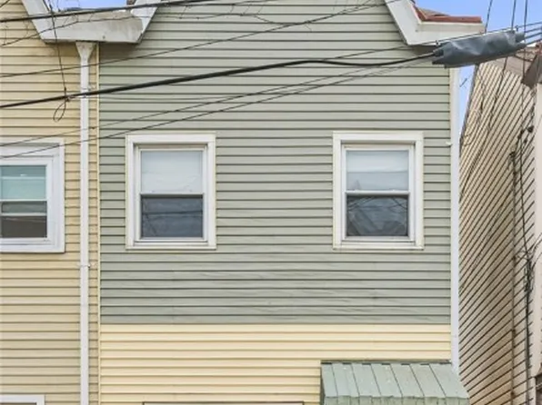 4784 Sciota St, Pittsburgh, PA 15224