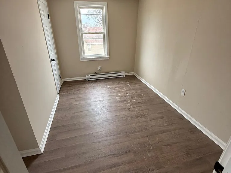 8212 Golden Ave #3 — Photo 7