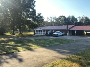 2618 N Pine Lake Dr, Dalton, GA 30721