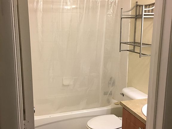 4th image of 5811 Atlantic Blvd Unit 29