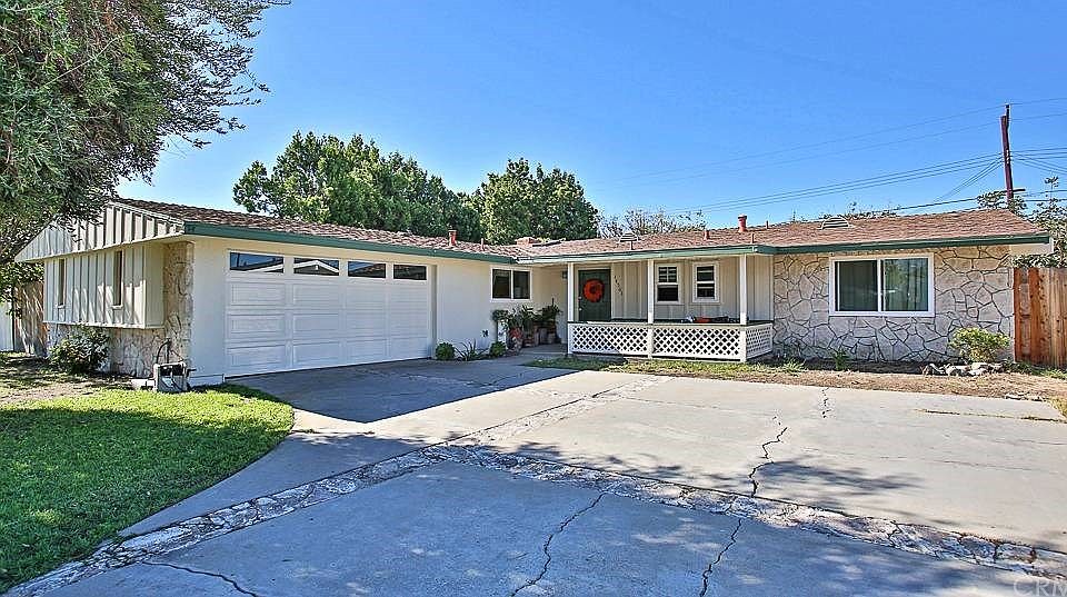 1st image of 14561 Clarissa Ln