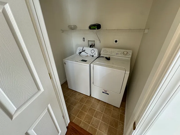342 S 40th St — Photo 30