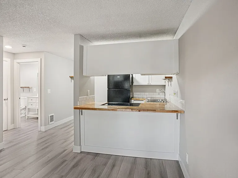 Bagley Estates- HOME SWEET HOME- UP TO 4 WEEKS FREE! — Photo 27