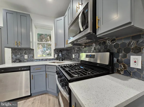 5318 N Marvine St, Philadelphia, PA 19141
