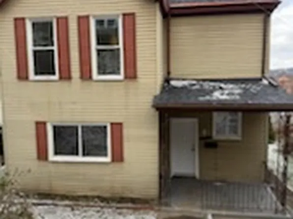 420 Welsh Ave, Wilmerding, PA 15148