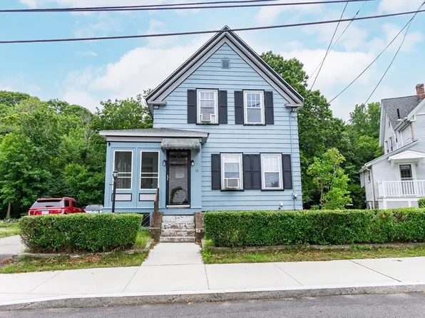 13 Mullin Ave, Quincy, MA 02169