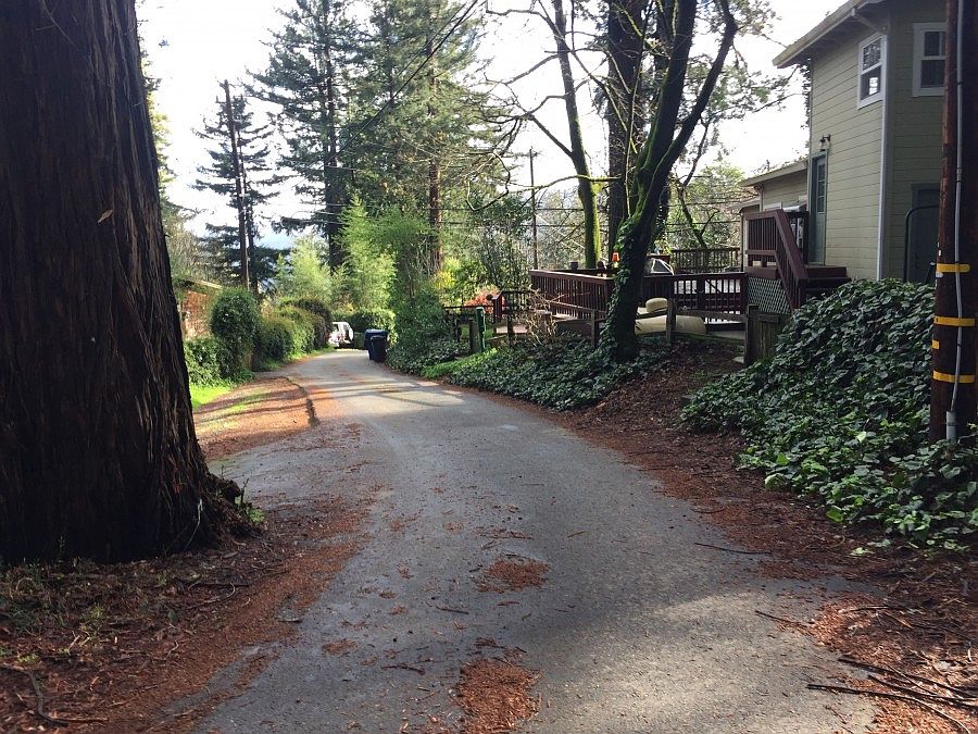 2nd image of 18121 Mountain View Ct