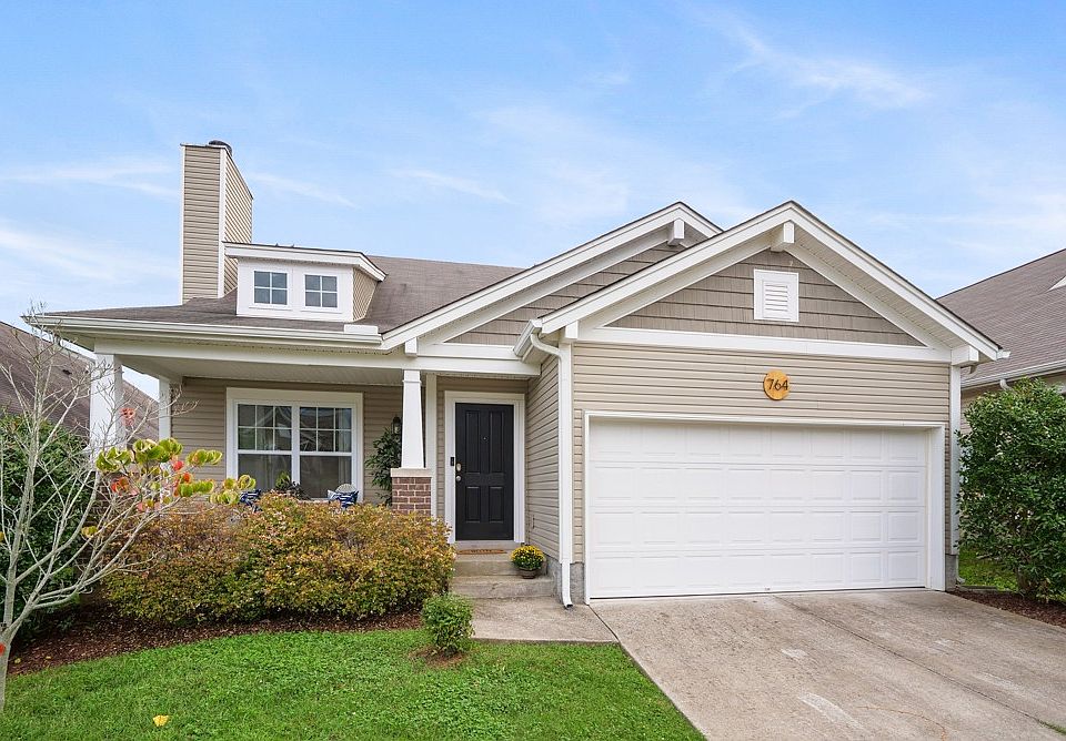 1st image of 764 Gloucester Ln