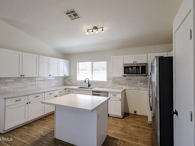 4047 E Jojoba Rd — Photo 1