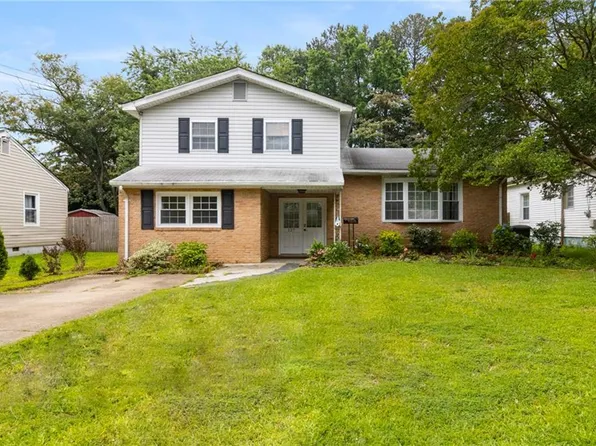 127 Robinson Dr, Newport News, VA 23601