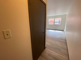 1805 S 37th St APT 207, Milwaukee, WI 53215