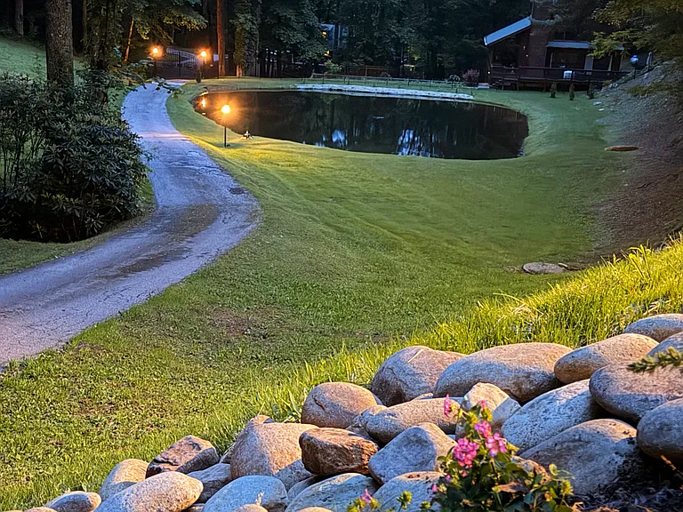 73 Peek And Peak Ln — Photo 13