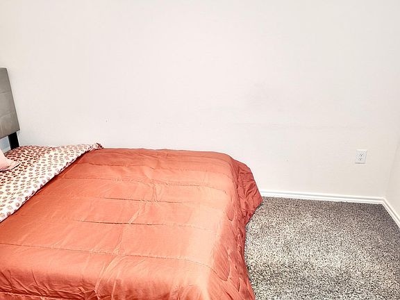 Private Bedroom with Shared Bathroom