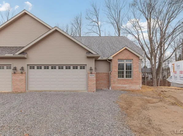 1659 Rivers Edge Ct, Adrian, MI 49221