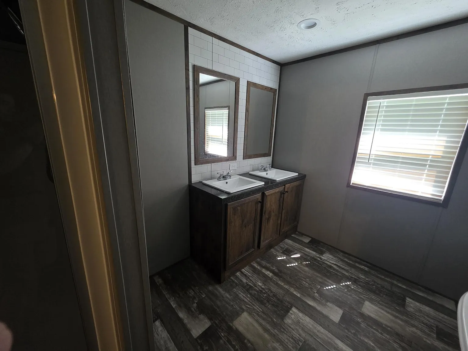 1 bed, $900 — Photo 3