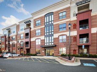 3989 Norton Pl UNIT 103, Fairfax, VA 22030