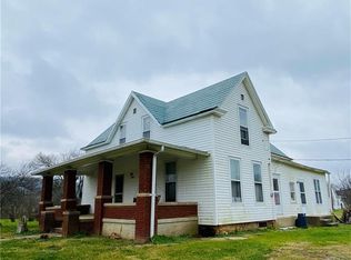 12225 Walnut St SW, Mauckport, IN 47142