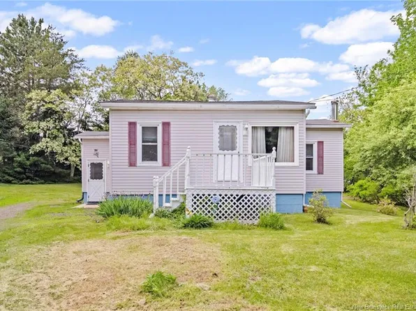 232 Logue Rd, Minto, NB E4B 3J5