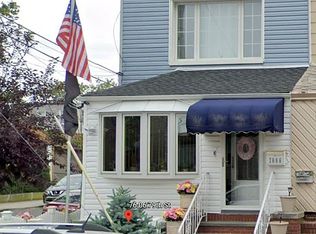 76-06 79th St, Ridgewood, NY 11385