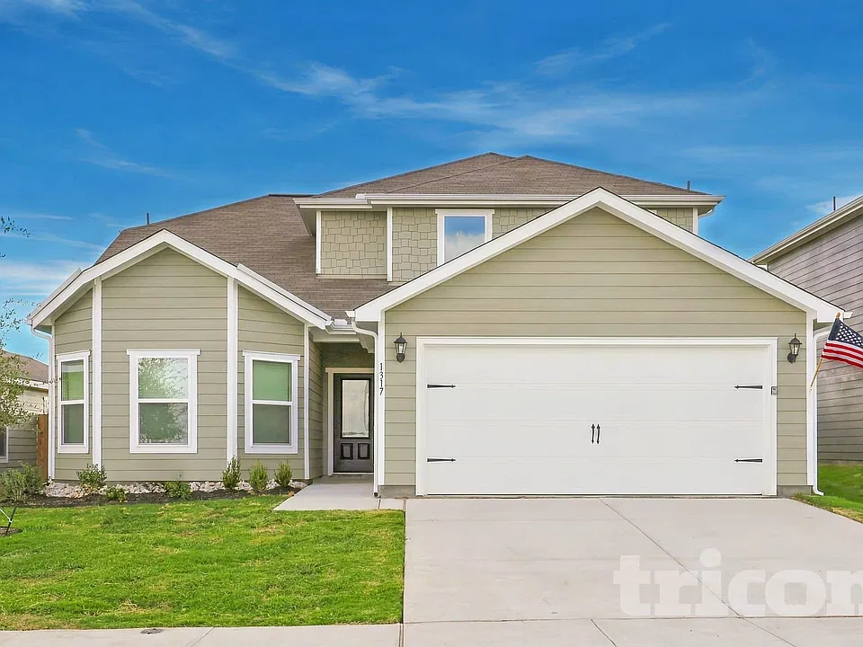 1317 Wind Drift Way