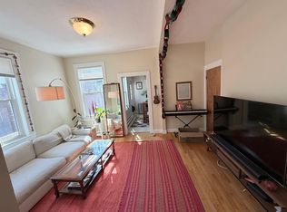 60 1/2 Sacramento St #1, Cambridge, MA 02138