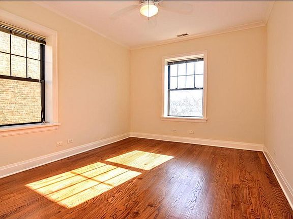 5th image of 4816 N Hermitage Ave APT 1E