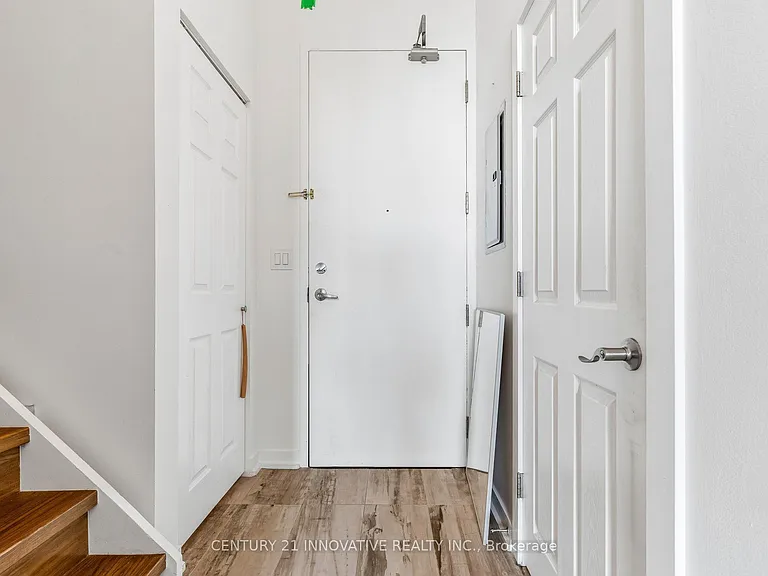 160 Baldwin St #420 — Photo 8