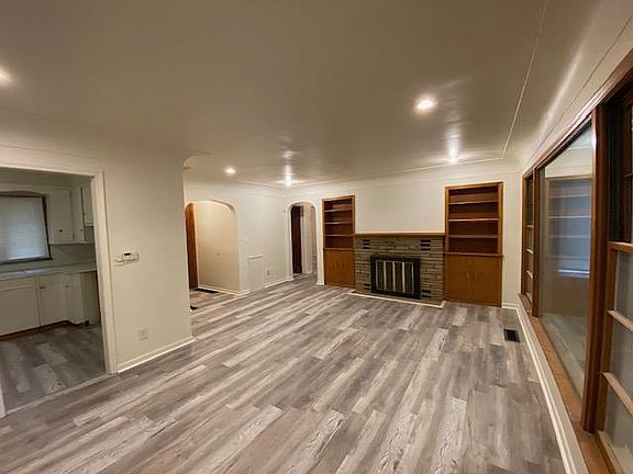 5th image of 913 Kenilworth Ave